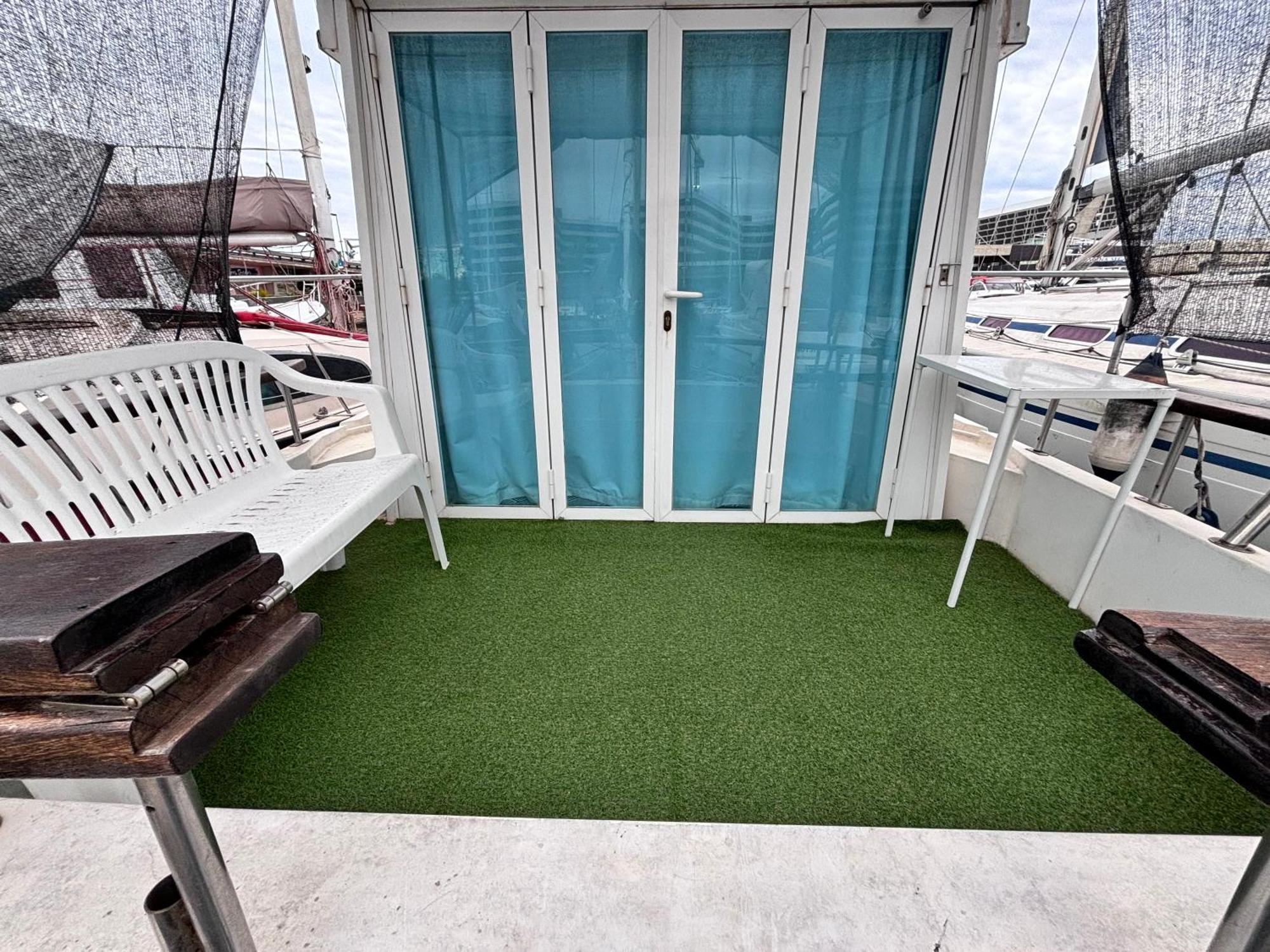 Wonderful Boat For Families And Friends Hotel Sant Adria de Besos Buitenkant foto